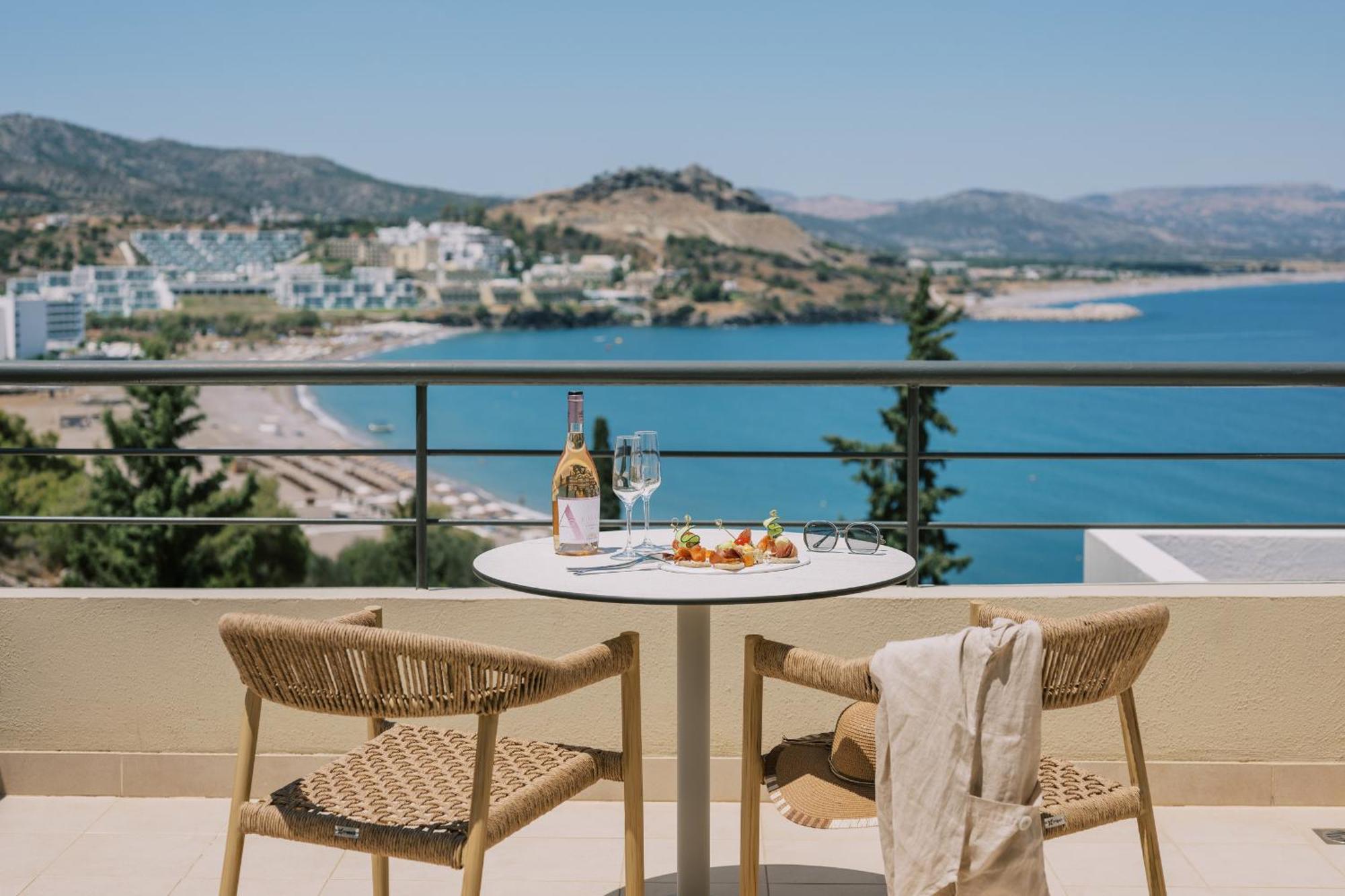 Lindos Mare, Seaside Hotel エクステリア 写真